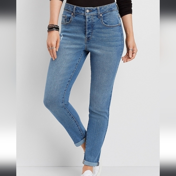Maurices Vintage High Rise Light Wash Girlfriend Jean Sz 0 REGULAR‎ Button Fly - Picture 7 of 7